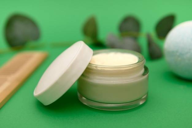 Jak działa Emolium Cica krem naprawczy 40 ml?