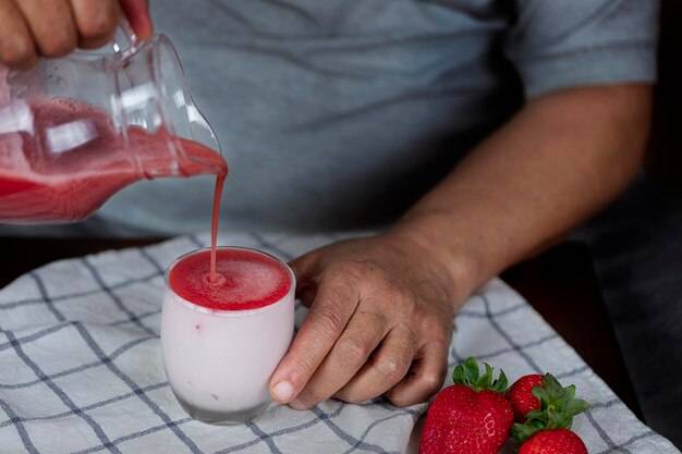 Jak działa nutridrink 4 x 125ml o truskawkowym smaku?