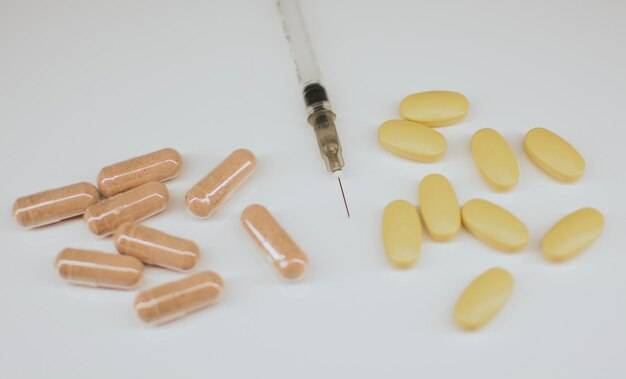 Jak maxi krzem z biotyną w kapsułkach wpływa na mocne włosy?