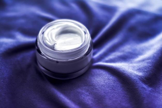 Krem do skóry wrażliwej i naczynkowej na noc 50 ml do codziennej pielęgnacji